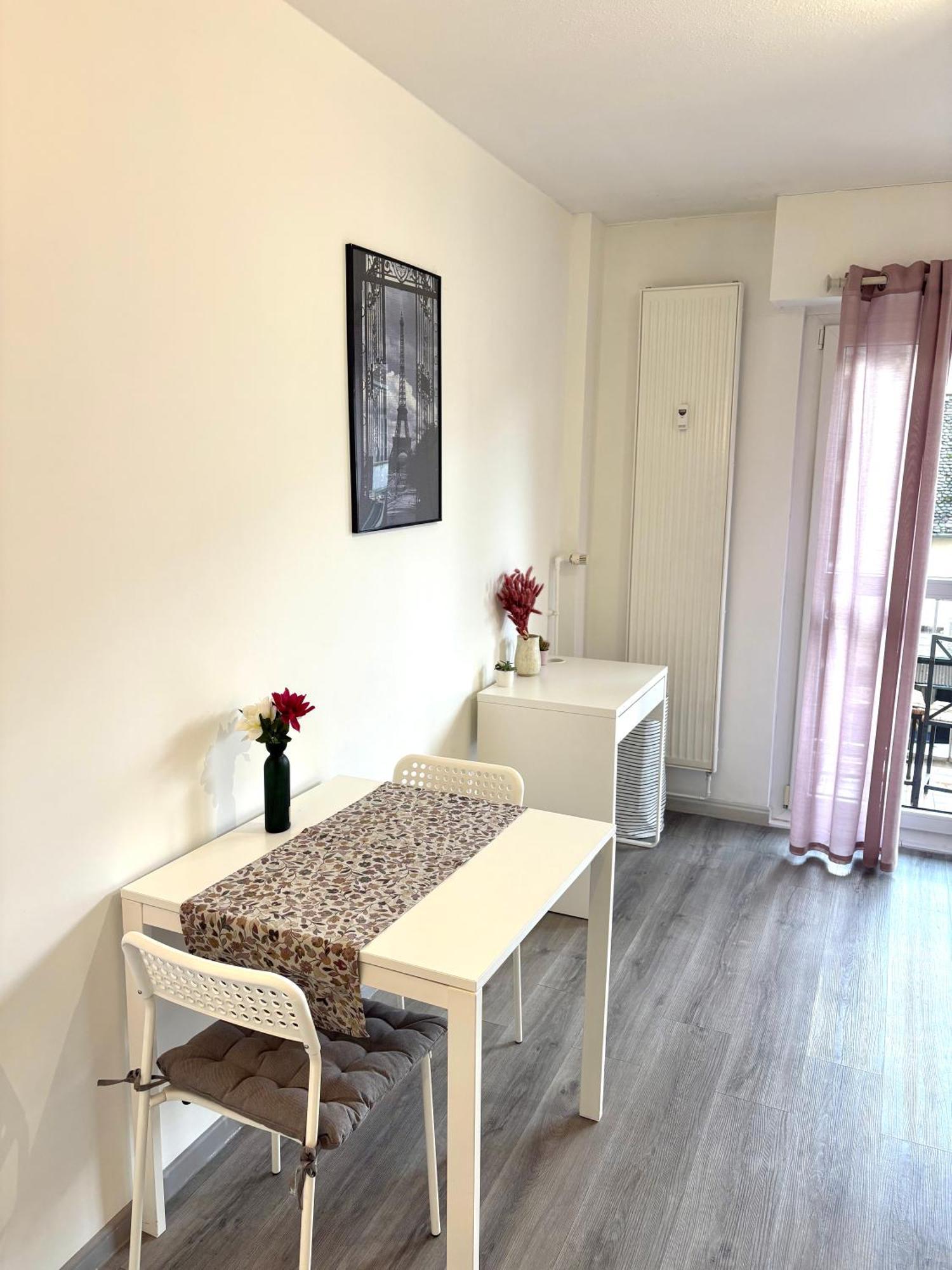 Joli Studio Dans L'Ancien Quartier De Cronenbourg Štrasburk Exteriér fotografie